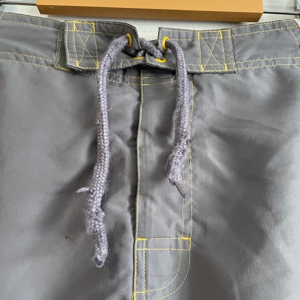 Green Dog Grey & Black Men’s Swim Shorts - Picture 2 of 7